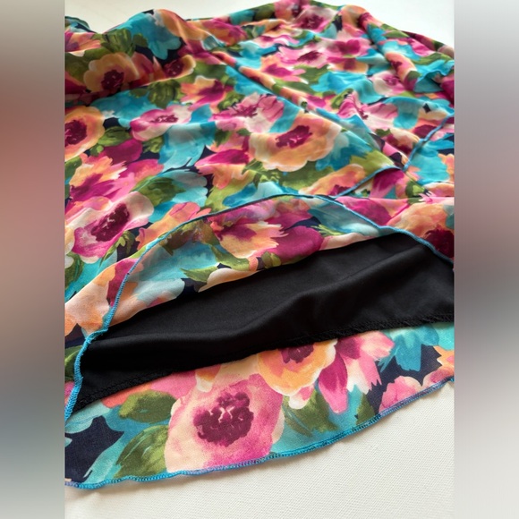 🌸Fashion Nova Flower Romper 🌸 - Picture 9 of 11